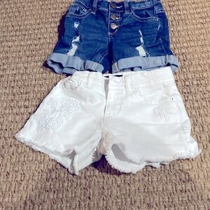 Girls short pants